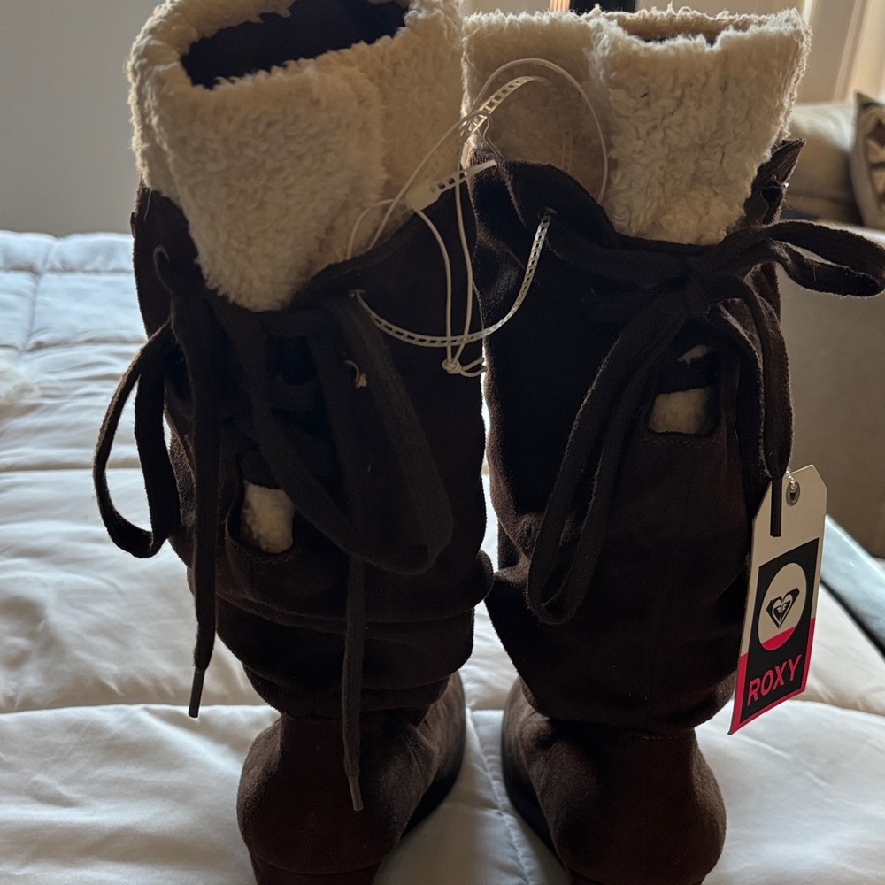 Roxy Dark Brown Boots with Soft Cream Interior